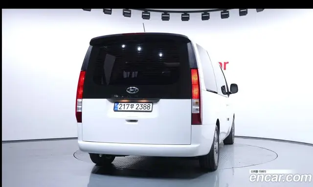 Hyundai Staria 2023 2.2 автомат (гидро), миниатюра 4 Hyundai Staria 2023 2.2 автомат (гидро), миниатюра 4