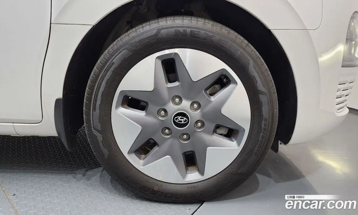 Hyundai Staria 2023 2.2 автомат (гидро), фото 7 Hyundai Staria 2023 2.2 автомат (гидро), фото 7