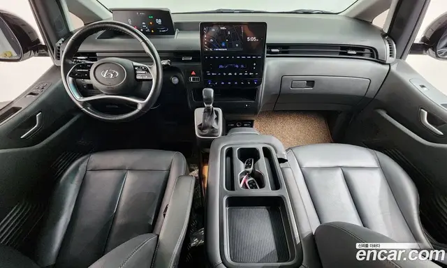 Hyundai Staria 2023 2.2 автомат (гидро), миниатюра 10 Hyundai Staria 2023 2.2 автомат (гидро), миниатюра 10