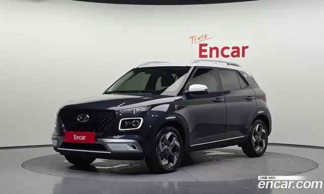 Hyundai Venue, 2021, 49 107 км