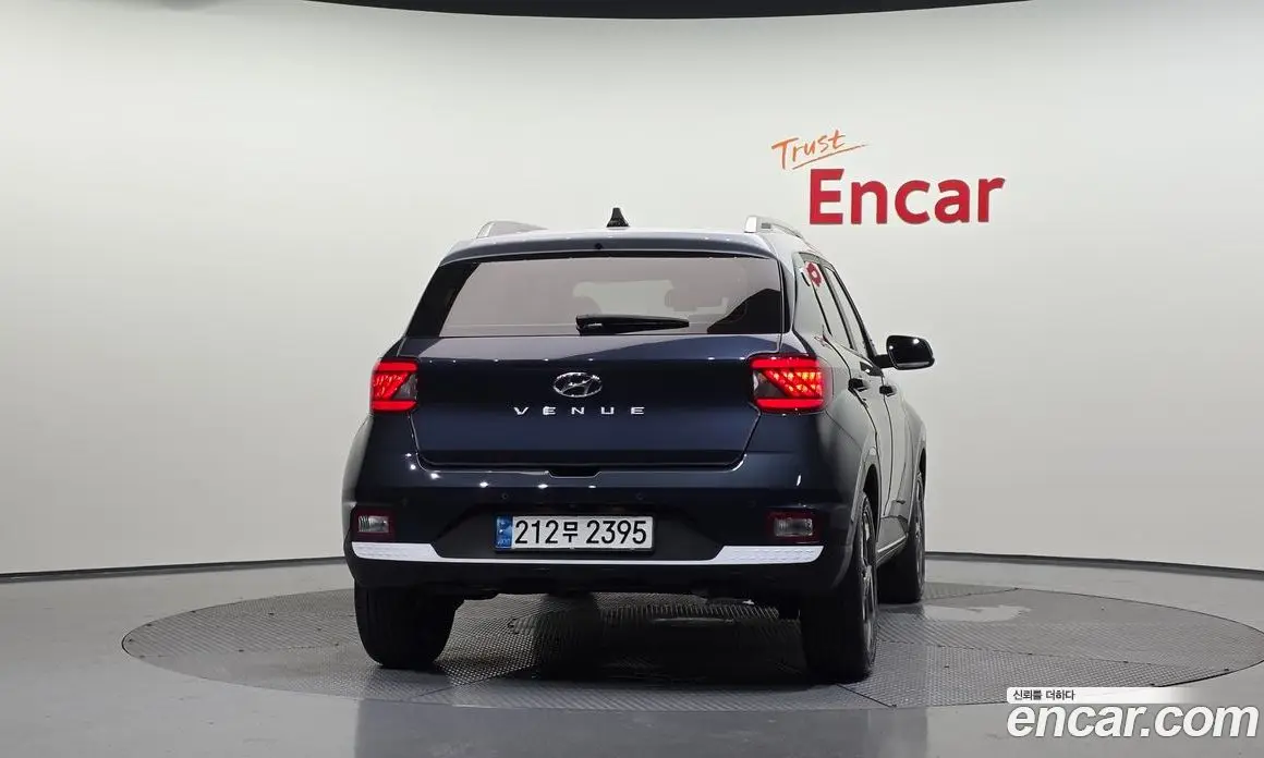 Hyundai Venue 2021 1.6 автомат (гидро), фото 4 Hyundai Venue 2021 1.6 автомат (гидро), фото 4