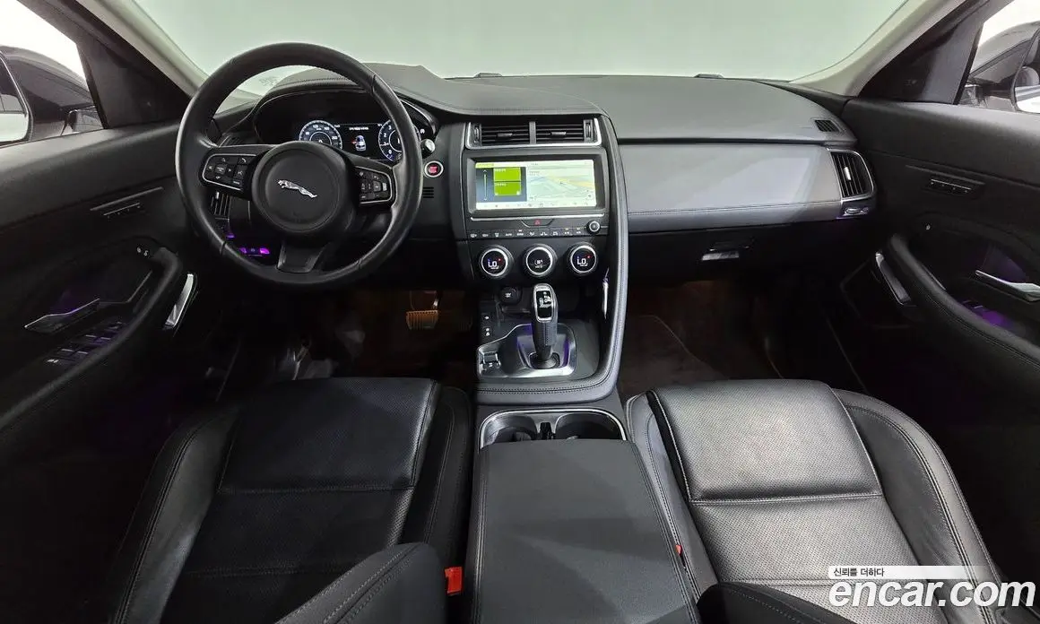 Jaguar E-Pace 2020 2.0 автомат (гидро), фото 10
