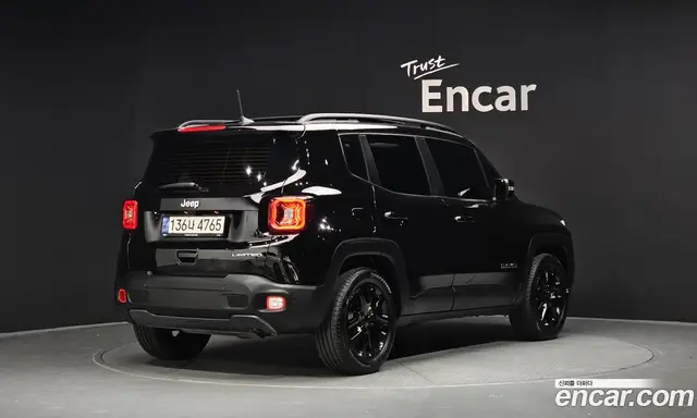 Jeep Renegade 2023 1.3 автомат (гидро), миниатюра 2