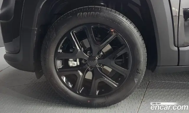 Jeep Renegade 2023 1.3 автомат (гидро), миниатюра 5