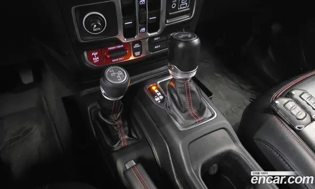 Jeep Wrangler 2021 2.0 автомат (гидро), миниатюра 12