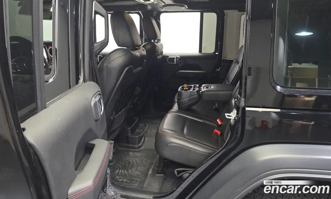 Jeep Wrangler 2021 2.0 автомат (гидро), фото 16