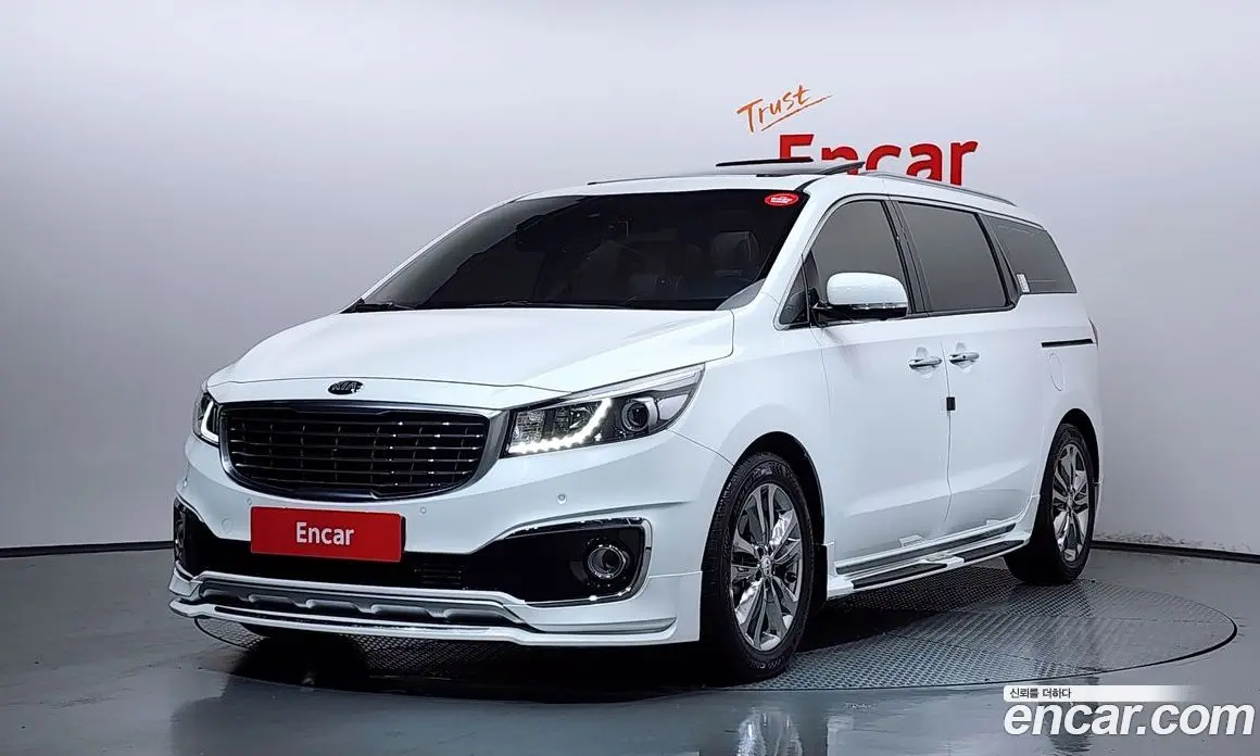 Kia Carnival 2017 2.2 автомат (гидро), фото 1 Kia Carnival 2017 2.2 автомат (гидро), фото 1