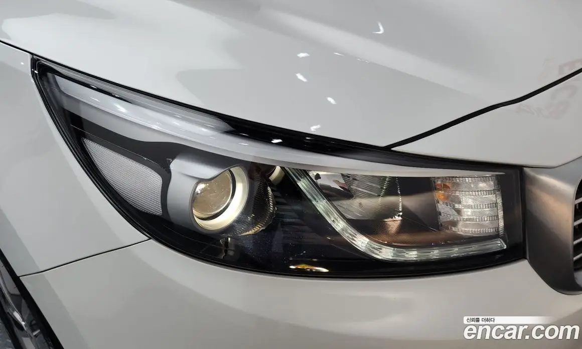 Kia Carnival 2017 2.2 автомат (гидро), фото 8 Kia Carnival 2017 2.2 автомат (гидро), фото 8