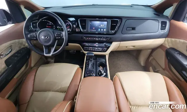 Kia Carnival 2017 2.2 автомат (гидро), миниатюра 10 Kia Carnival 2017 2.2 автомат (гидро), миниатюра 10