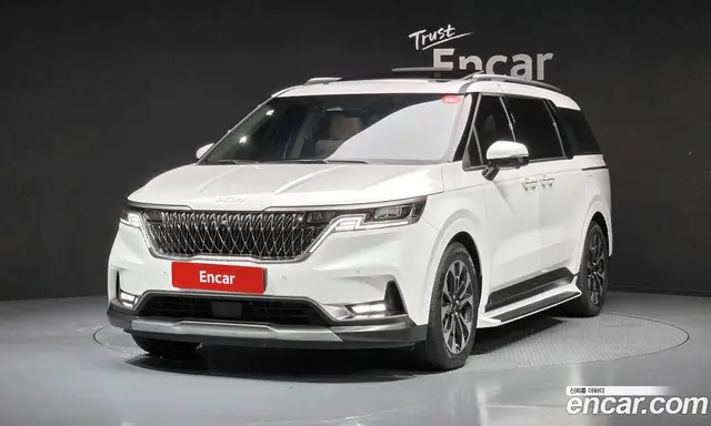Kia Carnival, 2023, 42 127 км