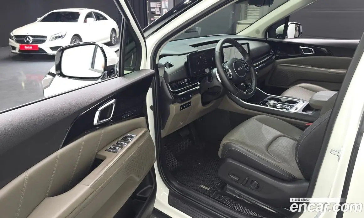 Kia Carnival 2024 3.5 автомат (гидро), фото 13 Kia Carnival 2024 3.5 автомат (гидро), фото 13