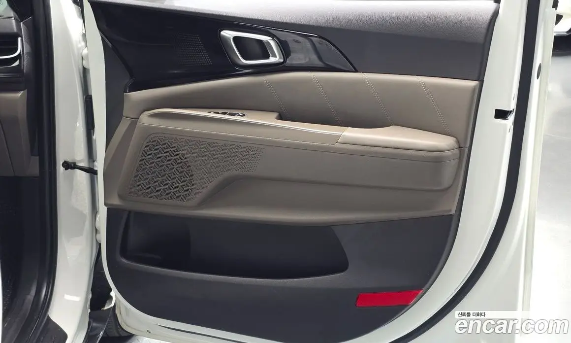 Kia Carnival 2024 3.5 автомат (гидро), фото 15 Kia Carnival 2024 3.5 автомат (гидро), фото 15