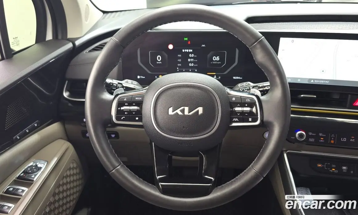Kia Carnival 2024 3.5 автомат (гидро), фото 20 Kia Carnival 2024 3.5 автомат (гидро), фото 20