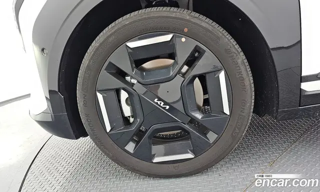 Kia EV3 2026 0.2 автомат (гидро), миниатюра 5 Kia EV3 2026 0.2 автомат (гидро), миниатюра 5