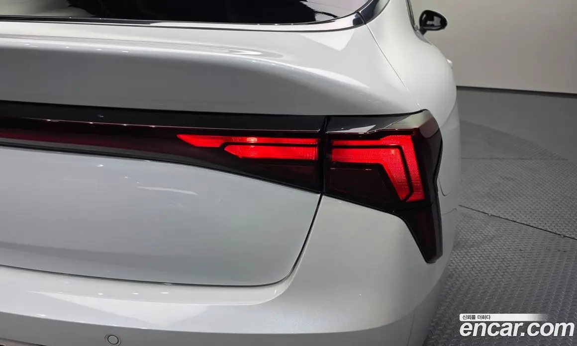 Kia K5 (Optima) 2024 2.0 автомат (гидро), фото 9 Kia K5 (Optima) 2024 2.0 автомат (гидро), фото 9