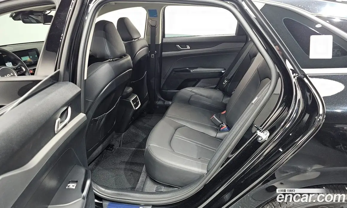 Kia K5 (Optima) 2024 2.0 автомат (гидро), фото 17