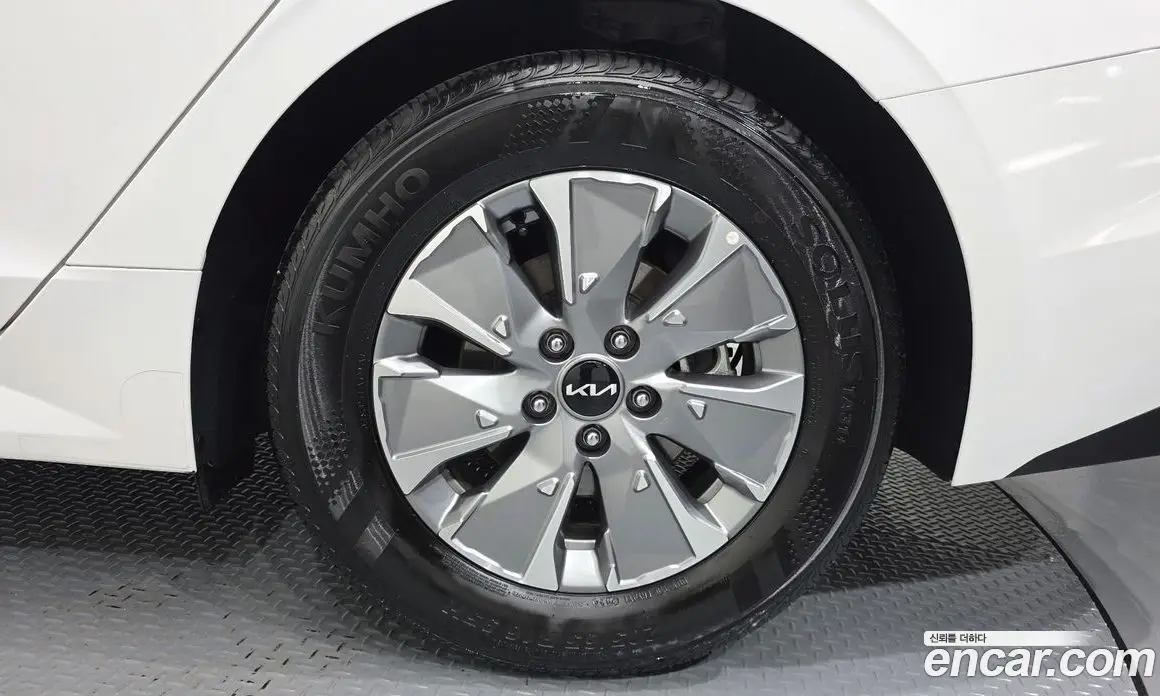 Kia K5 (Optima) 2024 2.0 автомат (гидро), фото 7