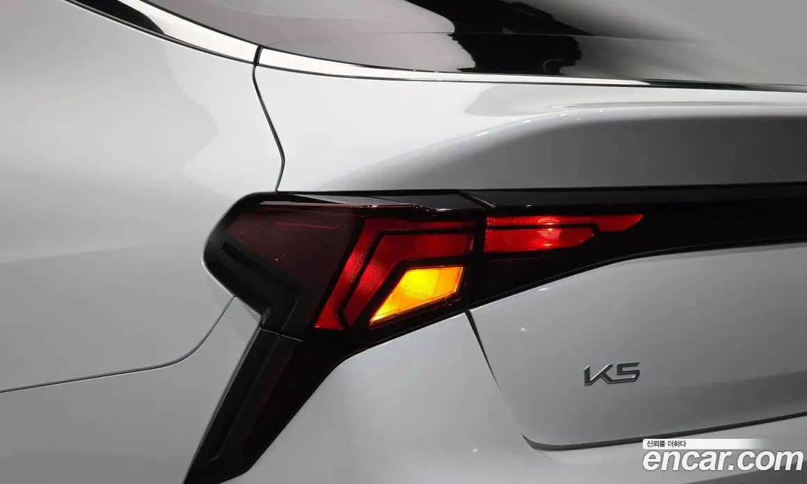 Kia K5 (Optima) 2024 2.0 автомат (гидро), фото 9