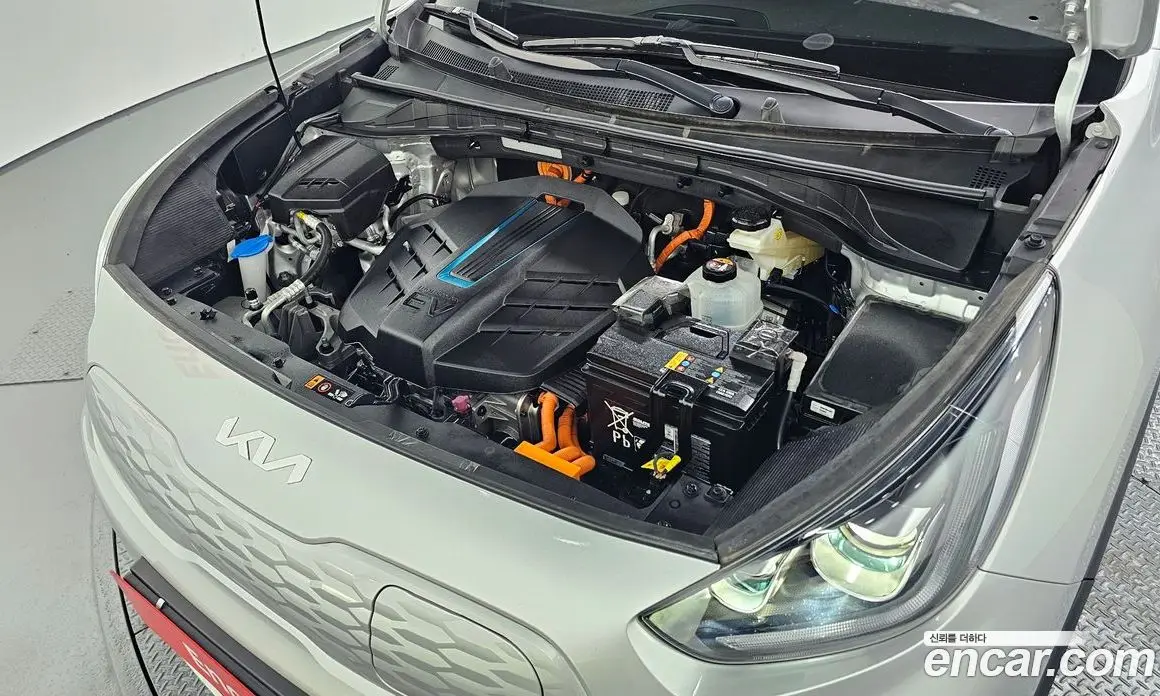 Kia Niro 2022 0.2 автомат (гидро), фото 6 Kia Niro 2022 0.2 автомат (гидро), фото 6