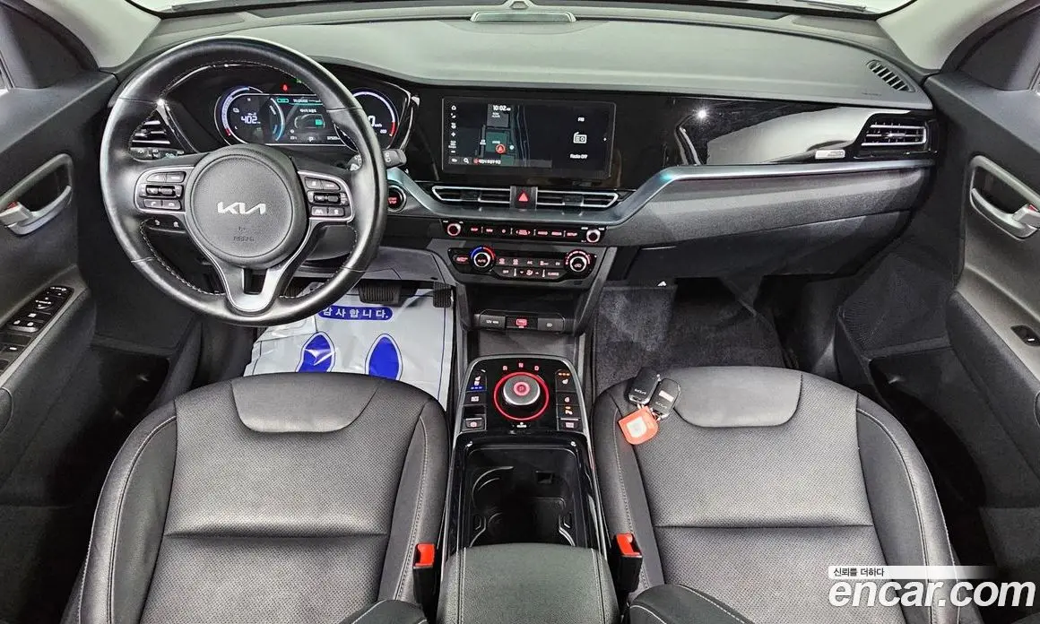 Kia Niro 2022 0.2 автомат (гидро), фото 10 Kia Niro 2022 0.2 автомат (гидро), фото 10