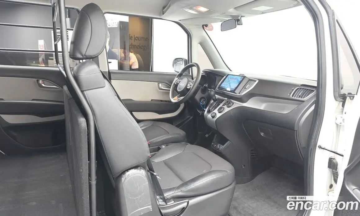 Kia Ray 2022 1.0 автомат (гидро), фото 16