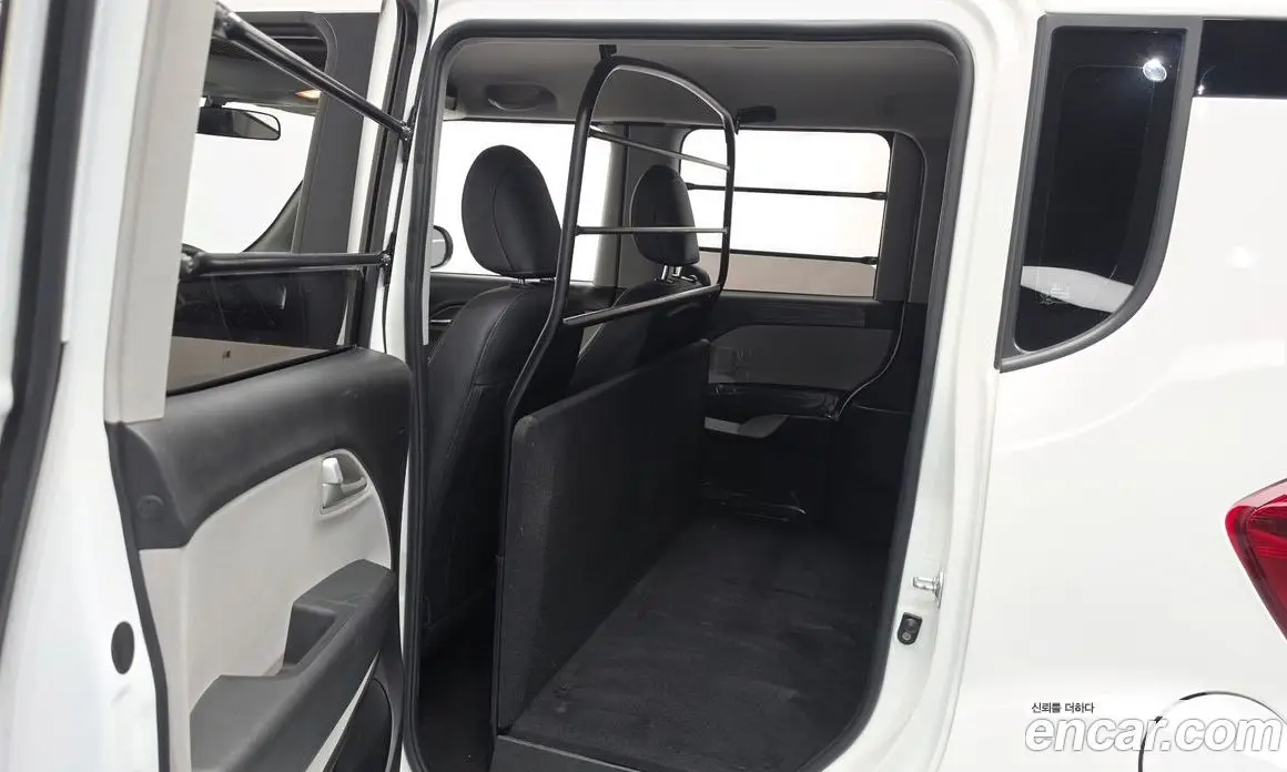 Kia Ray 2022 1.0 автомат (гидро), фото 17