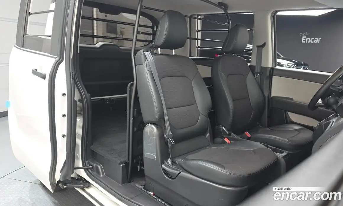 Kia Ray 2022 1.0 автомат (гидро), фото 18