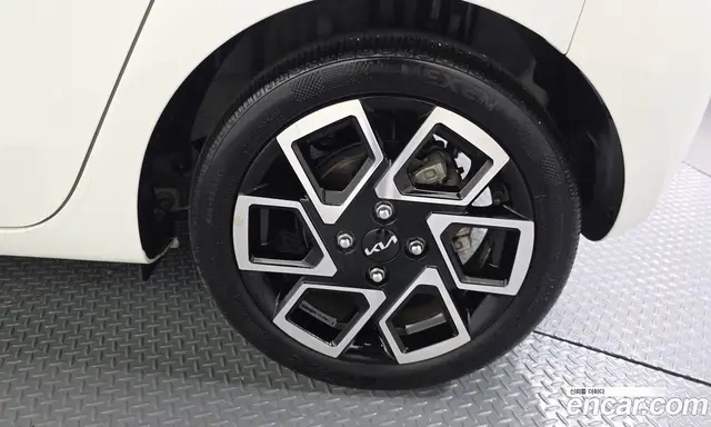 Kia Ray 2024 1.0 автомат (гидро), миниатюра 7 Kia Ray 2024 1.0 автомат (гидро), миниатюра 7