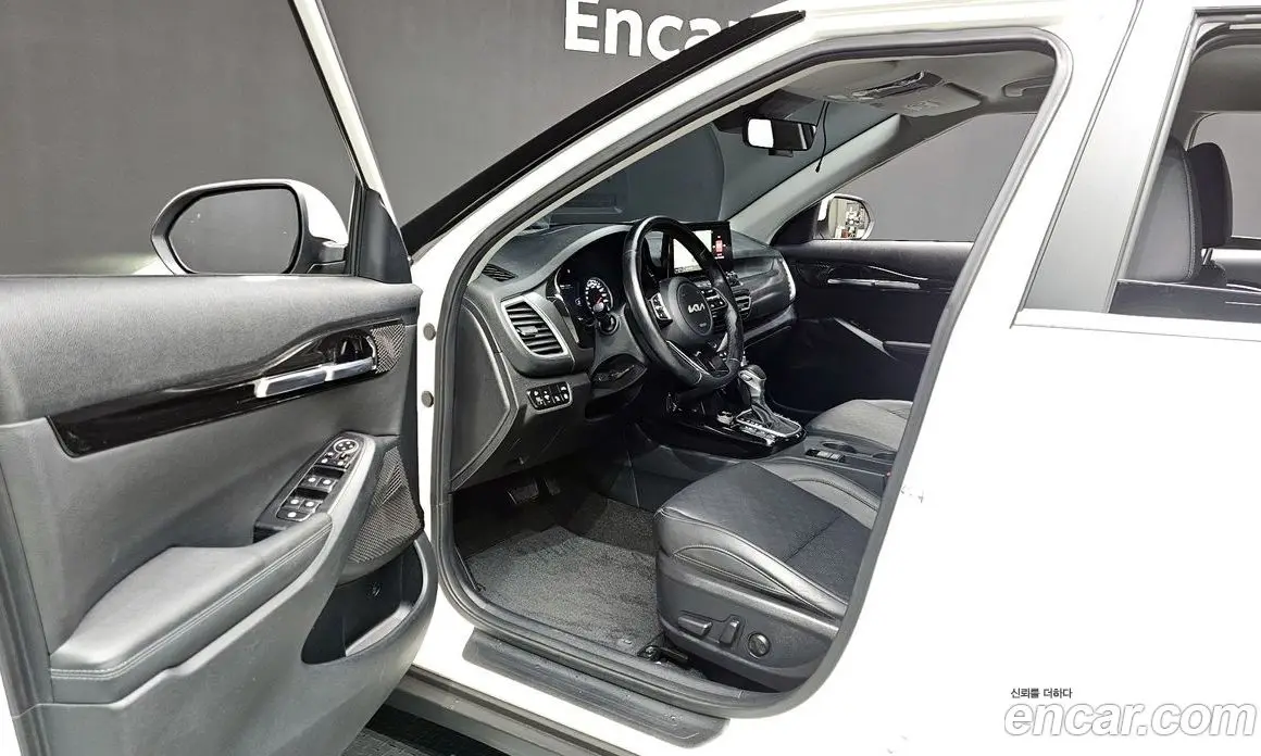 Kia Seltos 2021 1.6 автомат (гидро), фото 13