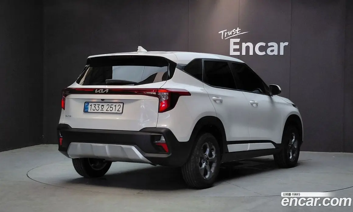 Kia Seltos 2025 1.6 автомат (гидро), фото 2 Kia Seltos 2025 1.6 автомат (гидро), фото 2