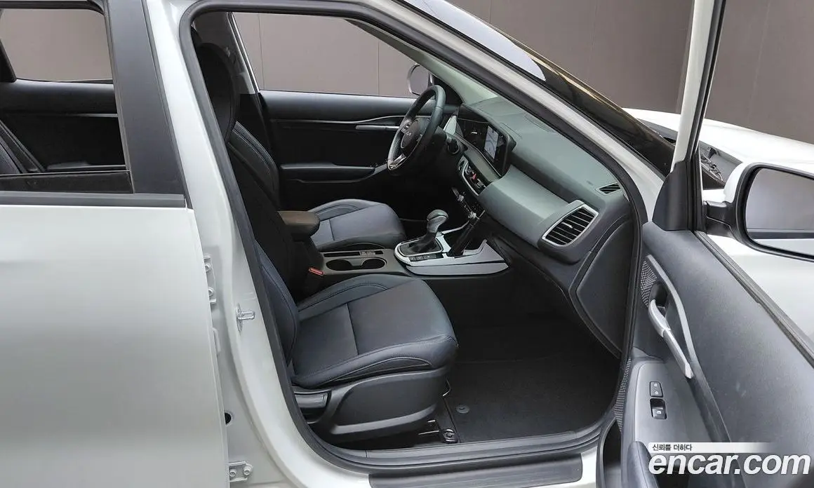 Kia Seltos 2025 1.6 автомат (гидро), фото 17 Kia Seltos 2025 1.6 автомат (гидро), фото 17