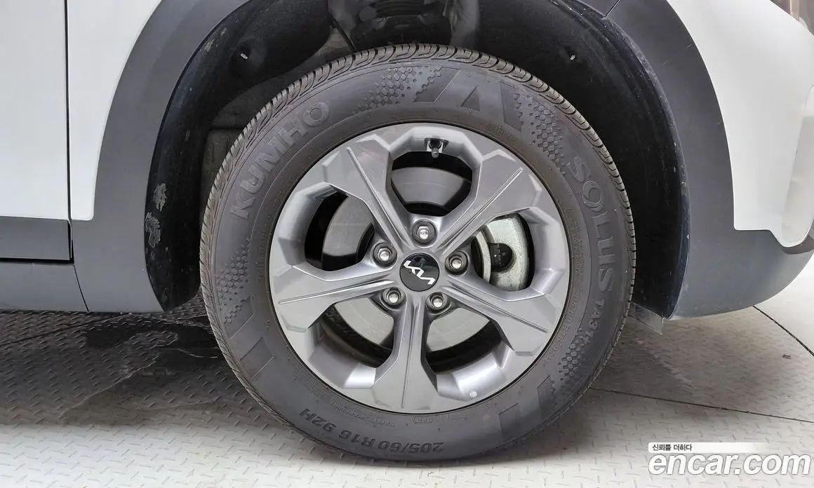 Kia Seltos 2025 1.6 автомат (гидро), фото 7 Kia Seltos 2025 1.6 автомат (гидро), фото 7