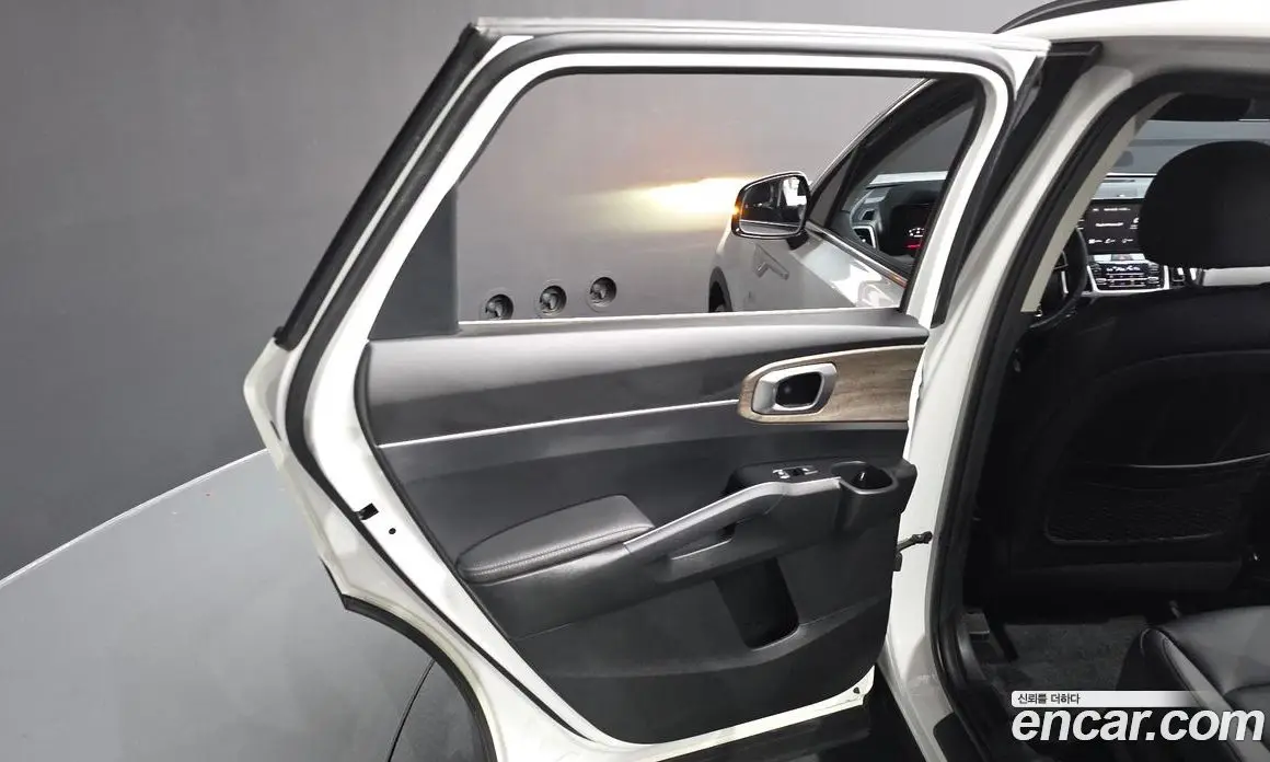 Kia Sorento 2022 2.5 автомат (гидро), фото 15