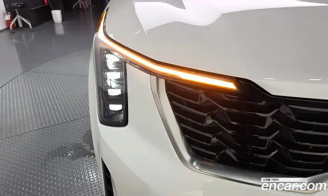 Kia Sorento 2024 1.6 автомат (гидро), миниатюра 7