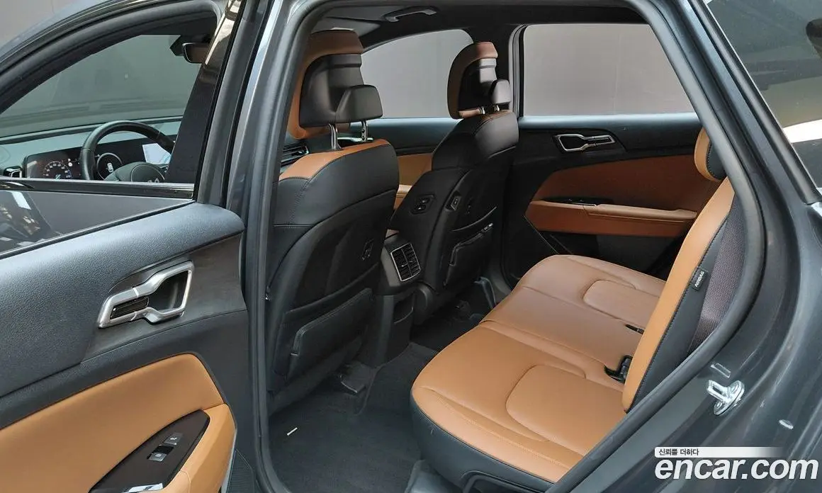 Kia Sportage 2024 1.6 автомат (гидро), фото 18 Kia Sportage 2024 1.6 автомат (гидро), фото 18