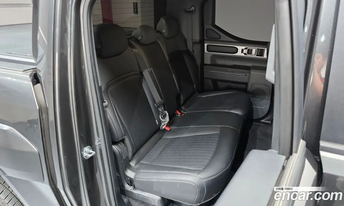 Kia Tasman 2025 2.5 автомат (гидро), фото 17