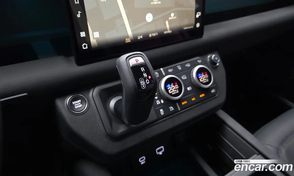 Land Rover Defender 2023 3.0 автомат (гидро), фото 12