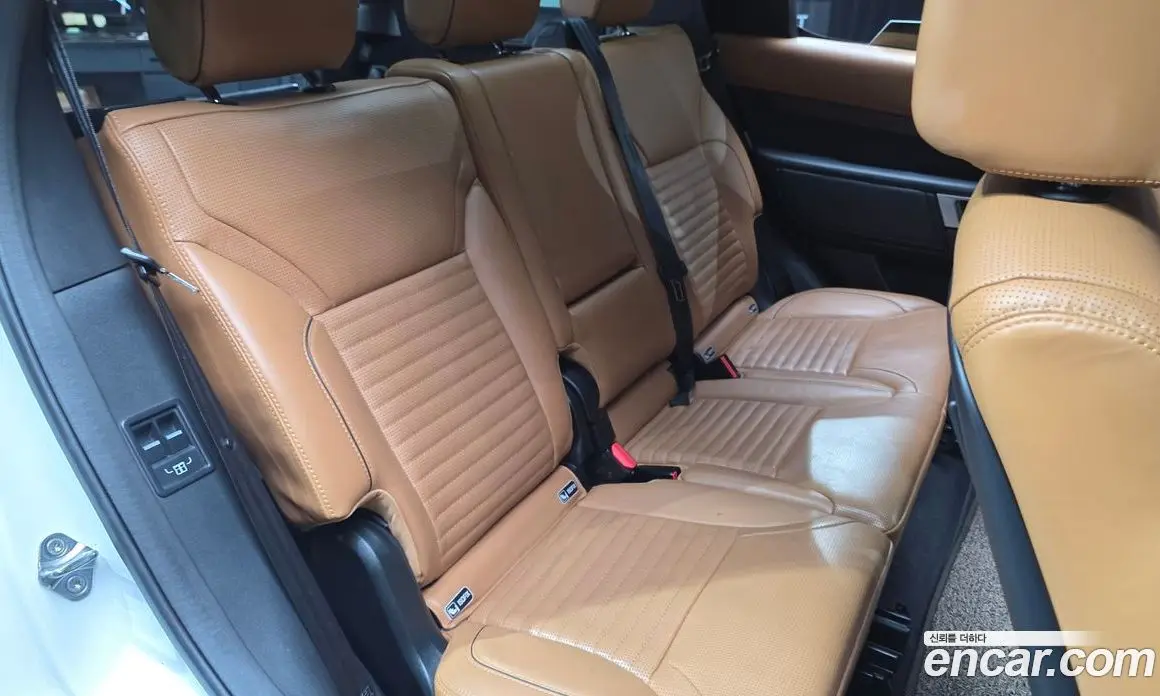 Land Rover Discovery 2017 3.0 автомат (гидро), фото 16