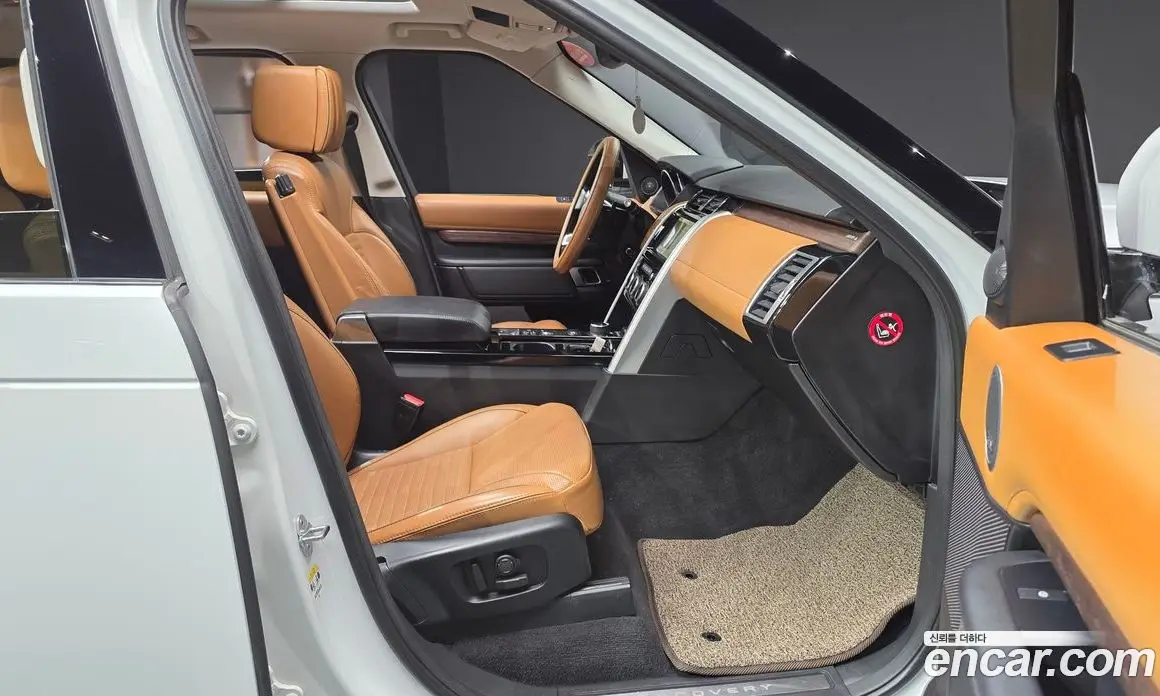 Land Rover Discovery 2017 3.0 автомат (гидро), фото 17