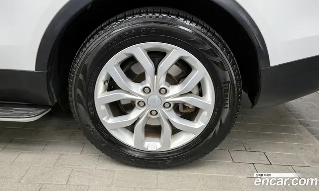 Land Rover Discovery 2019 3.0 автомат (гидро), миниатюра 7