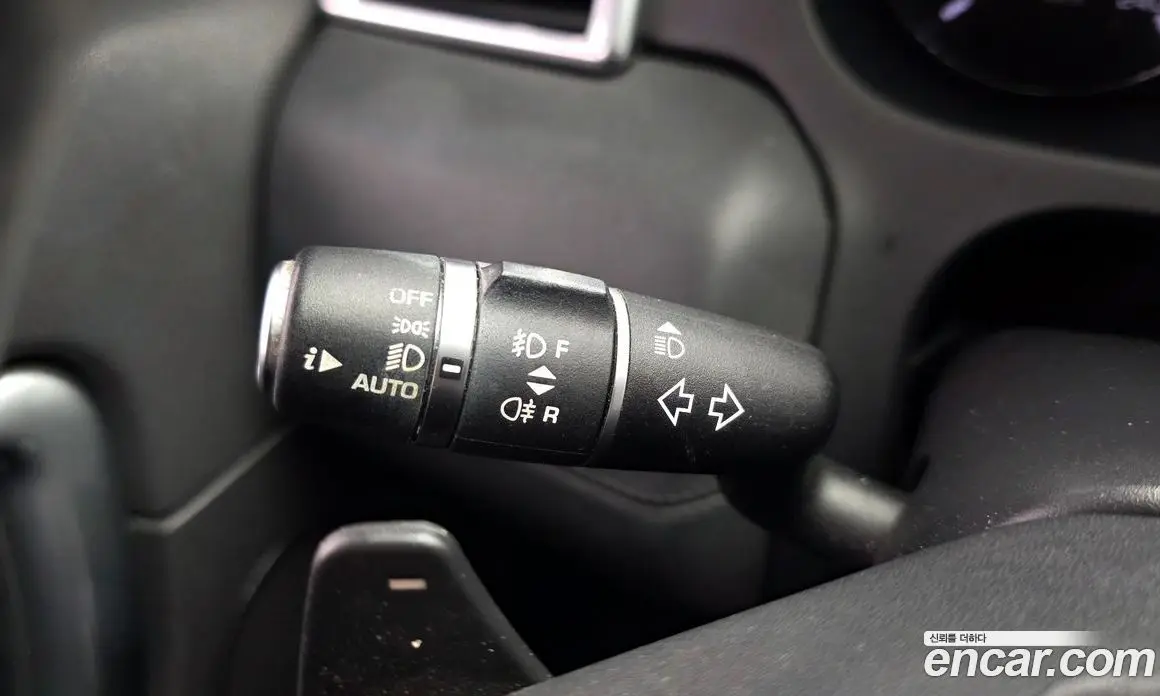 Land Rover Discovery Sport 2015 2.2 автомат (гидро), фото 20