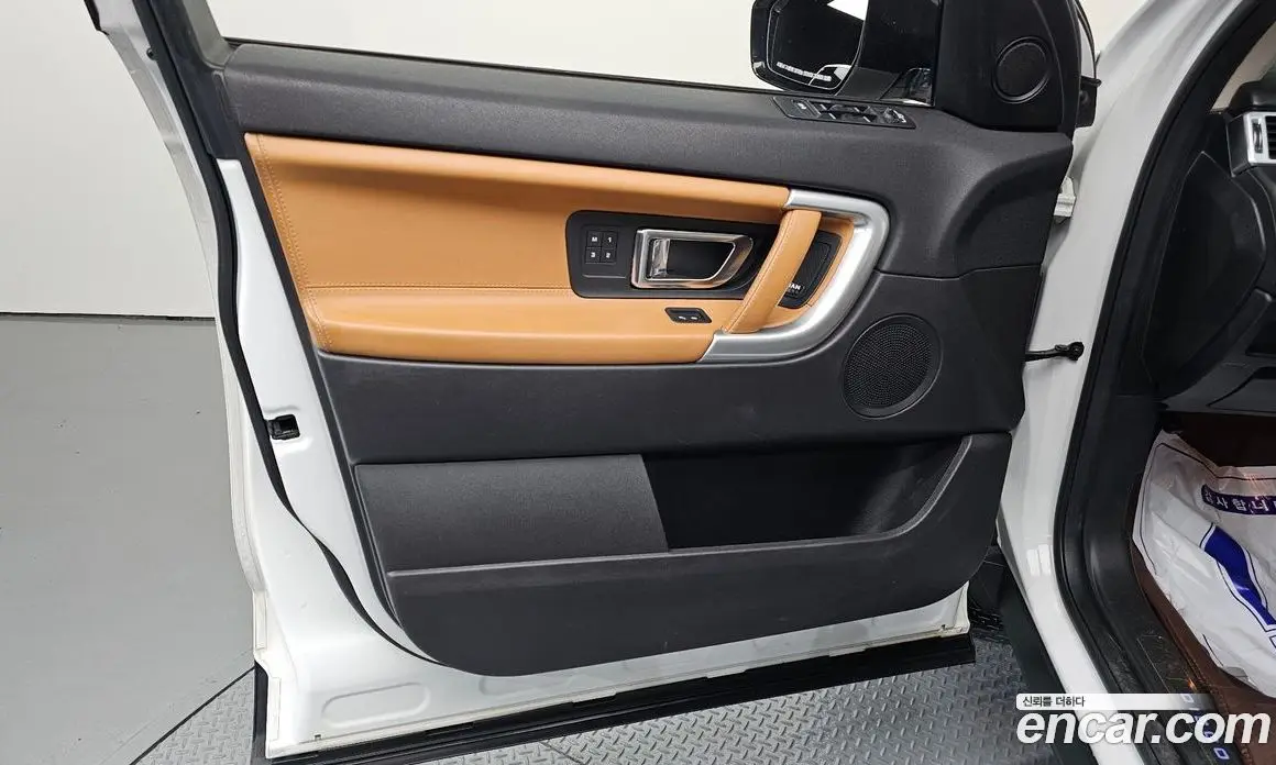 Land Rover Discovery Sport 2018 2.0 автомат (гидро), фото 14 Land Rover Discovery Sport 2018 2.0 автомат (гидро), фото 14