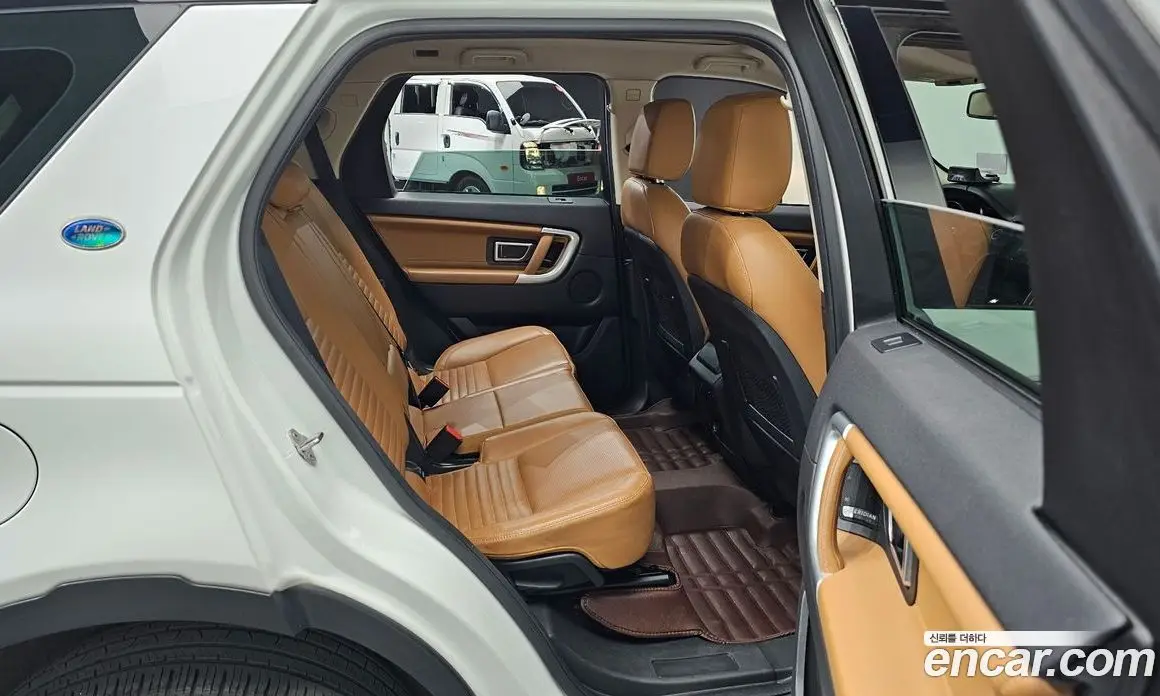 Land Rover Discovery Sport 2018 2.0 автомат (гидро), фото 17 Land Rover Discovery Sport 2018 2.0 автомат (гидро), фото 17