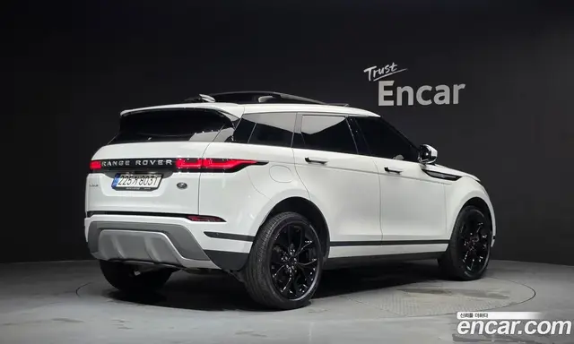 Land Rover Range Rover Evoque 2022 2.0 автомат (гидро), миниатюра 2 Land Rover Range Rover Evoque 2022 2.0 автомат (гидро), миниатюра 2