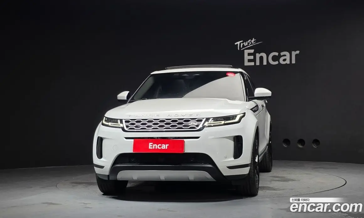 Land Rover Range Rover Evoque 2022 2.0 автомат (гидро), фото 3 Land Rover Range Rover Evoque 2022 2.0 автомат (гидро), фото 3