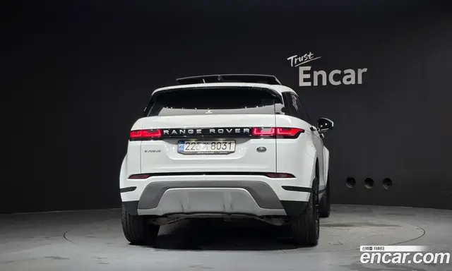Land Rover Range Rover Evoque 2022 2.0 автомат (гидро), миниатюра 4 Land Rover Range Rover Evoque 2022 2.0 автомат (гидро), миниатюра 4