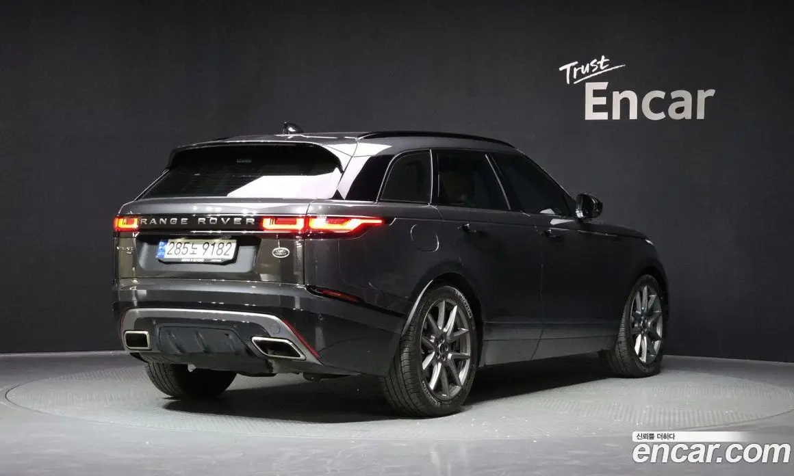 Land Rover Range Rover Velar 2022 3.0 автомат (гидро), фото 2 Land Rover Range Rover Velar 2022 3.0 автомат (гидро), фото 2