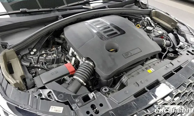 Land Rover Range Rover Velar 2022 3.0 автомат (гидро), миниатюра 6 Land Rover Range Rover Velar 2022 3.0 автомат (гидро), миниатюра 6