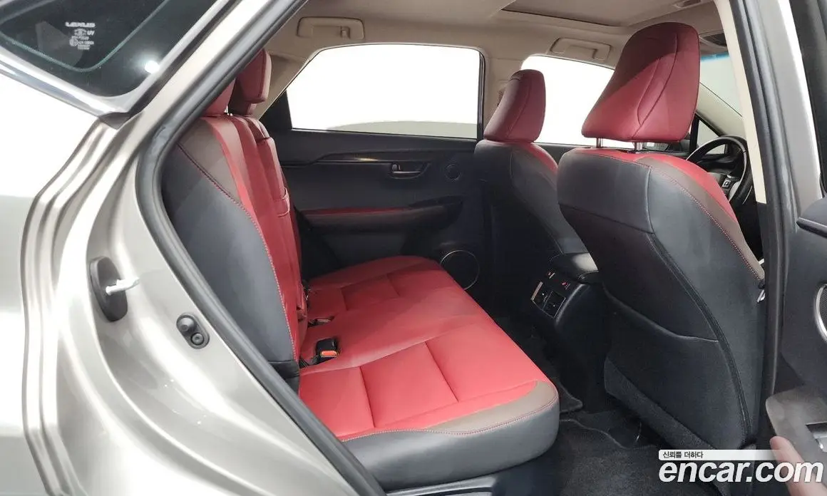 Lexus NX 2019 2.5 автомат (гидро), фото 17