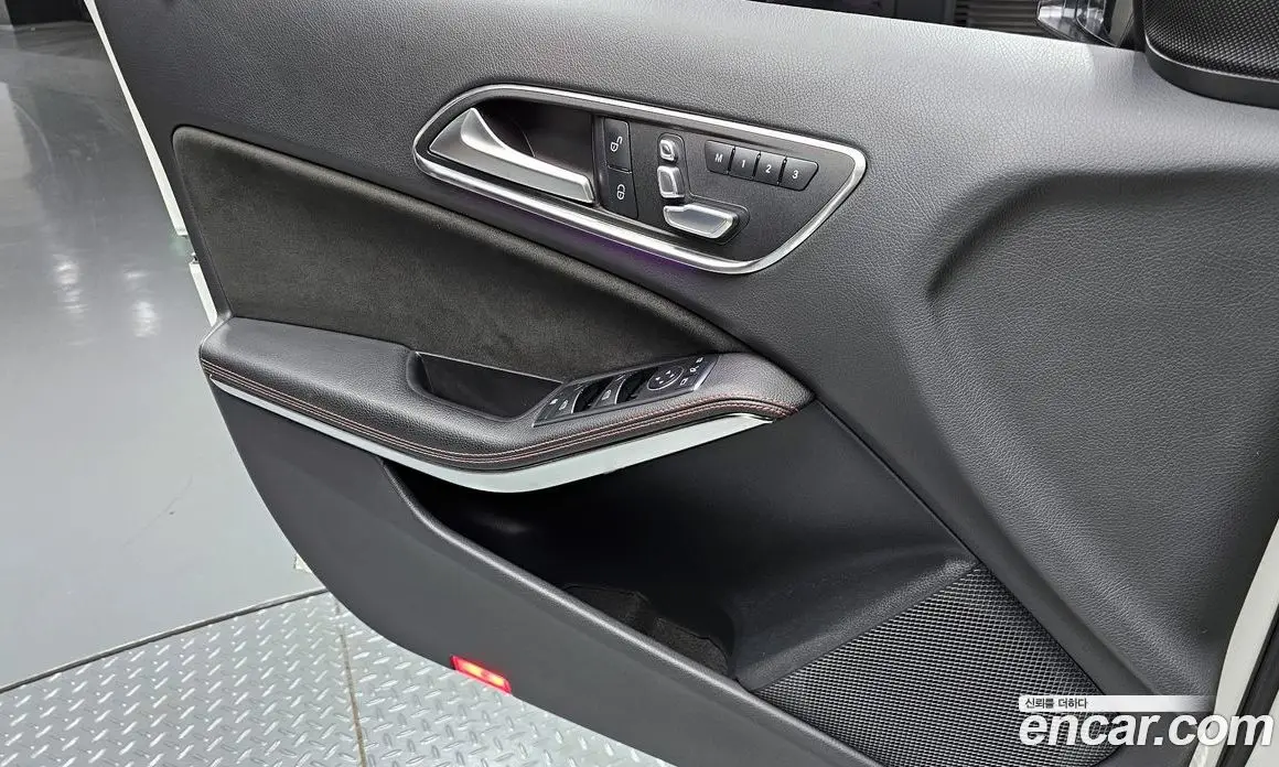 Mercedes-Benz A-Class 2017 2.0 автомат (гидро), фото 14